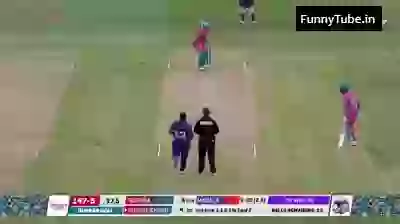 Quinton de Kock Dhoni Style Stumping