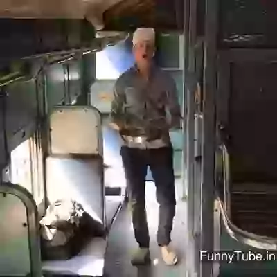 500 Ka 200 In Train funny