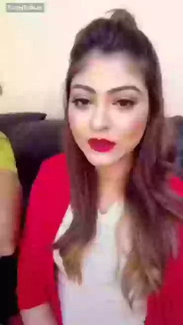 Kya Tumne Mujhe Kutta Kaha Funny Girl  Selfie