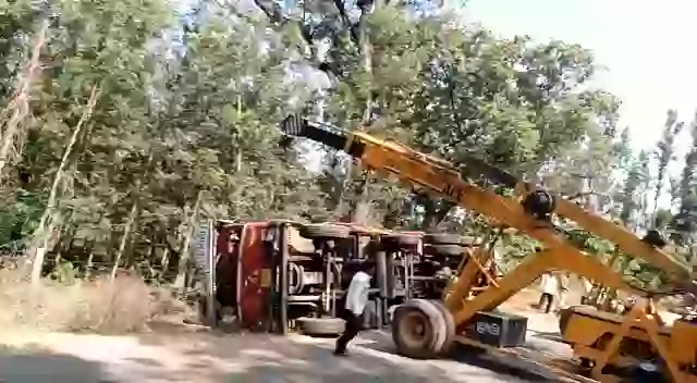 Accident Pe Accident Hillarious Whatsapp Video