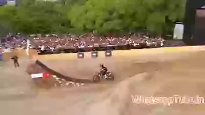 Amazing Bike Stunts And Jumps