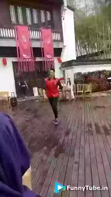 Amazing Bottle Stunt Must Watch