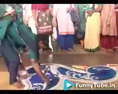 Amazing Live Rangoli Designer Must Watch