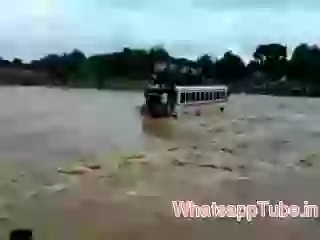 Bus in Hilarius Situation