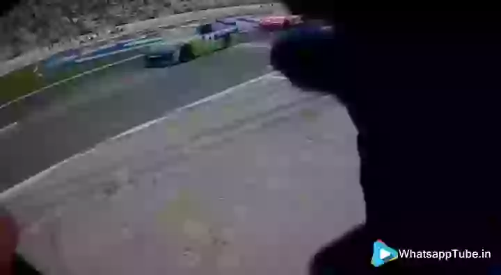 Changing F1 Race Tyers