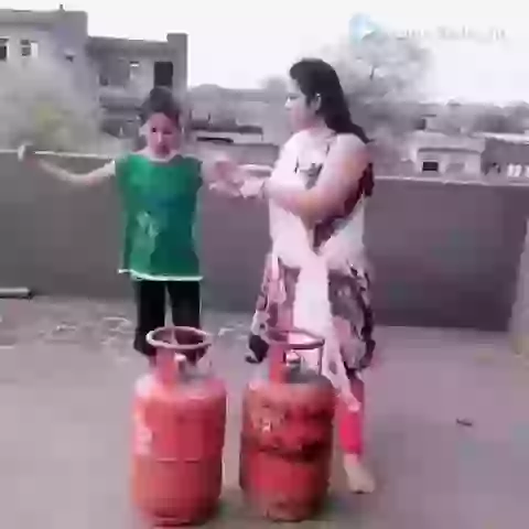 Funny Bahubali Female Version Girls Selfie Video