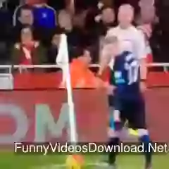 Funny Corner Kick LOL