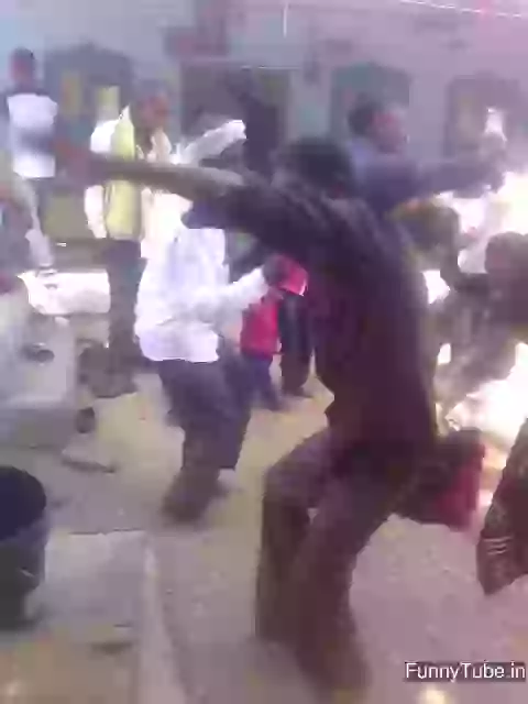 Funny Gujarati Garba Fail In Village