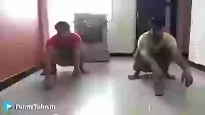 Funny Jag Ghume Yaara