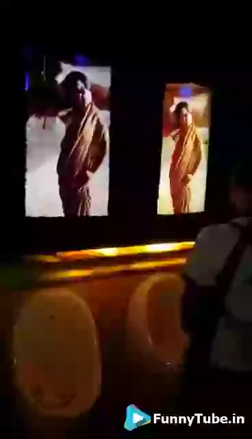 Funny Reactions In Gents Toilet