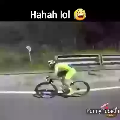 Hahah funny cycle racing trick ever