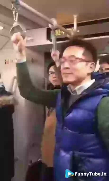 Hahaha Funniest Trick For Train Travellers