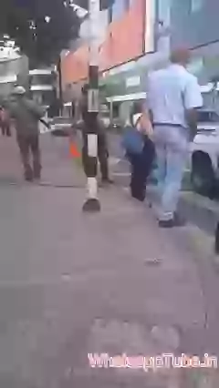 Interesting performance at traffic signal