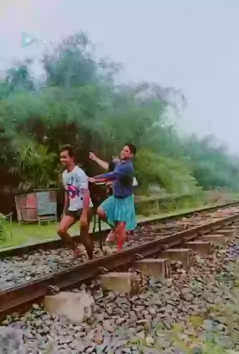 Lal Dupatta Ud Gaya Funny Version Status Video