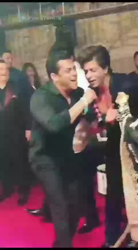 Khan Brothers Masti At Sonam Kapoor Wedding Funny
