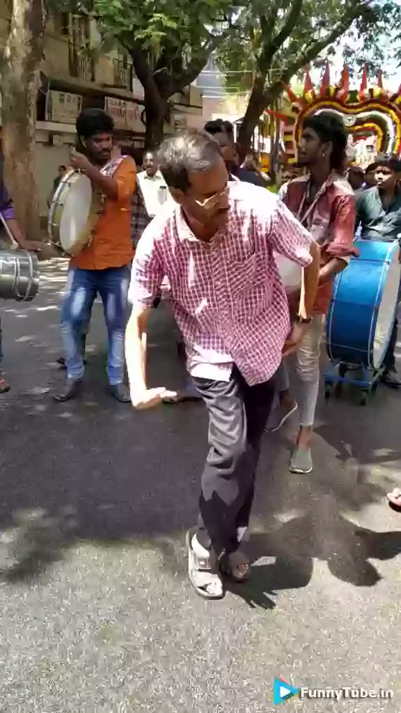 Maikalal Jackson Is Everywhere Funny Dance Video