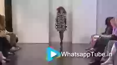 Model Catwalk Fail Fun