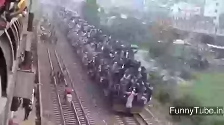 Normal Train Journey In Pakistan