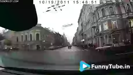 Ohhhh What Is Happening Funny Fail GIF