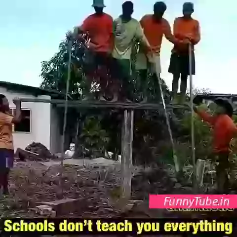 School Me Sab Kuch Nahi Sikhate Smartest Video Status