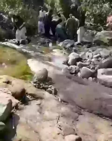 This Happened When Abhinandan Landed In PAK