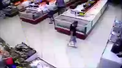 Thug Life In The Mall