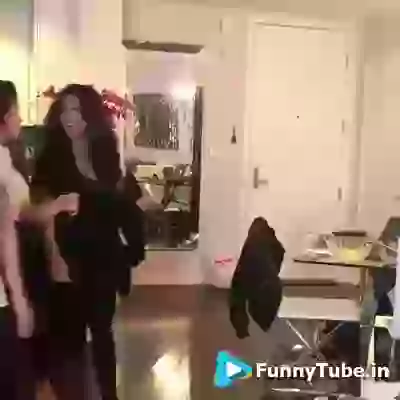 Funny Expression Priyanka And Rahul Valentine Special