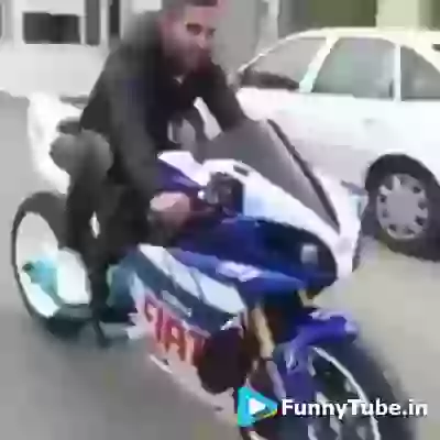 Funny Girl Busy In Mobile