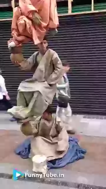 Pre Wedding Shoot In Swatch Bharat Funny