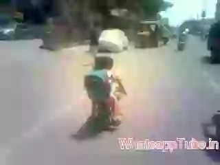 Amazing kid bike rider