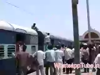 Hilerrious Railway Live Wire Sside