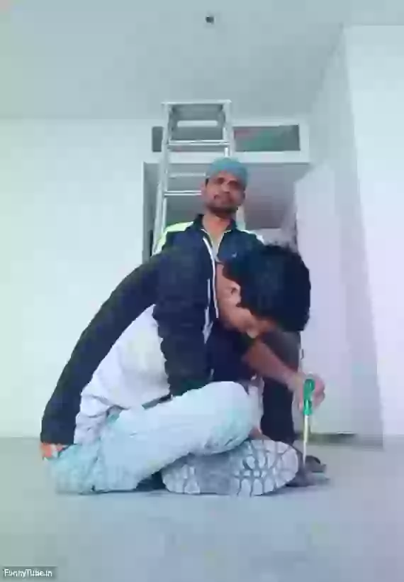 Meri Biwi Mar Gai Funny Husband Ever