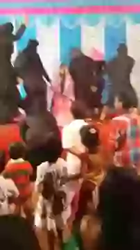 No Tin Talak Celebration Funny Dance