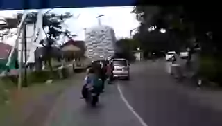 Truck Goes Down Hilleriousss