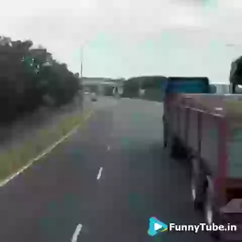 Unbelievable Super car Escape From Police