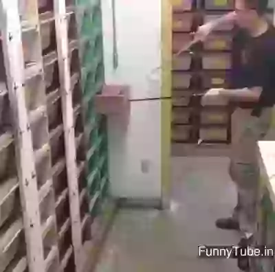 Wonderful job of feeding snake